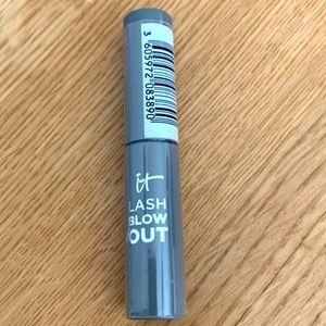 New it cosmetics lash blowout mascara Mini
